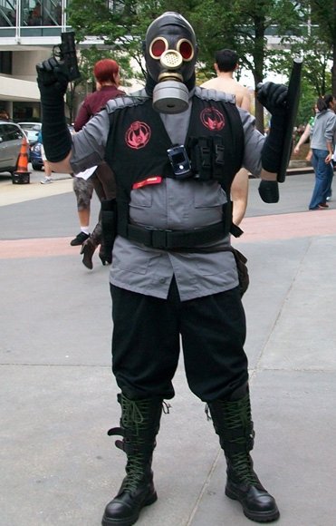 Red Halo Cosplay 2