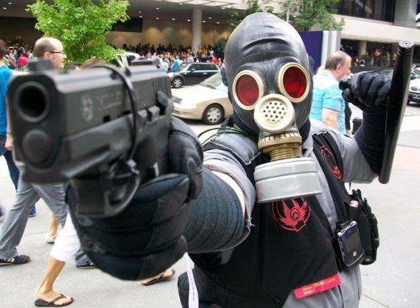 Red Halo Cosplay 3